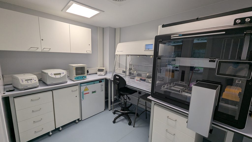 Clean lab